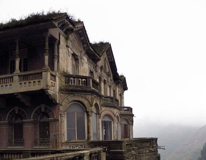 Hotelul fantomă Salto del Tequendama din Columbia