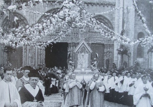 Procession_ND_Boulogne