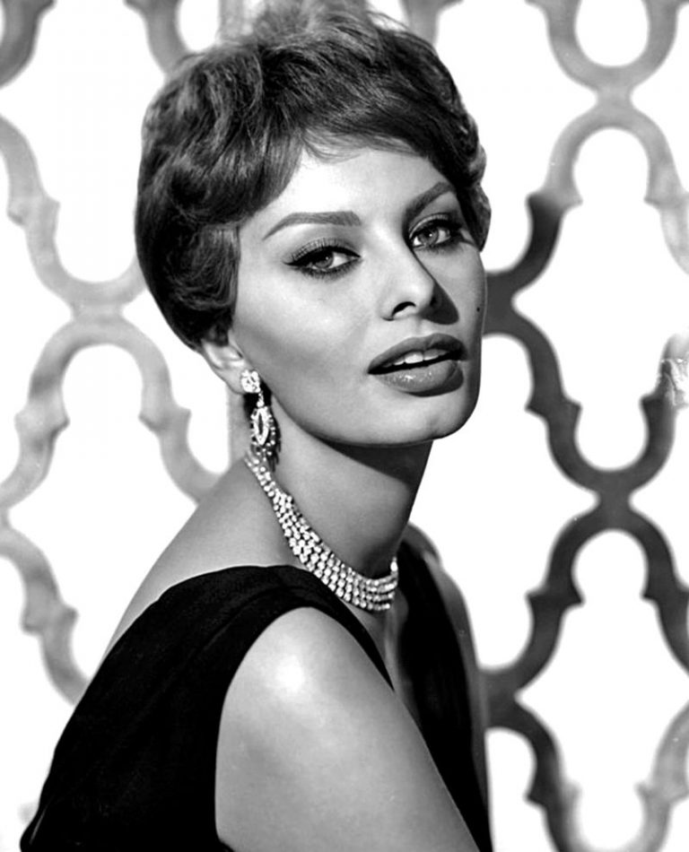 800px-Sophia_Loren_-_1959