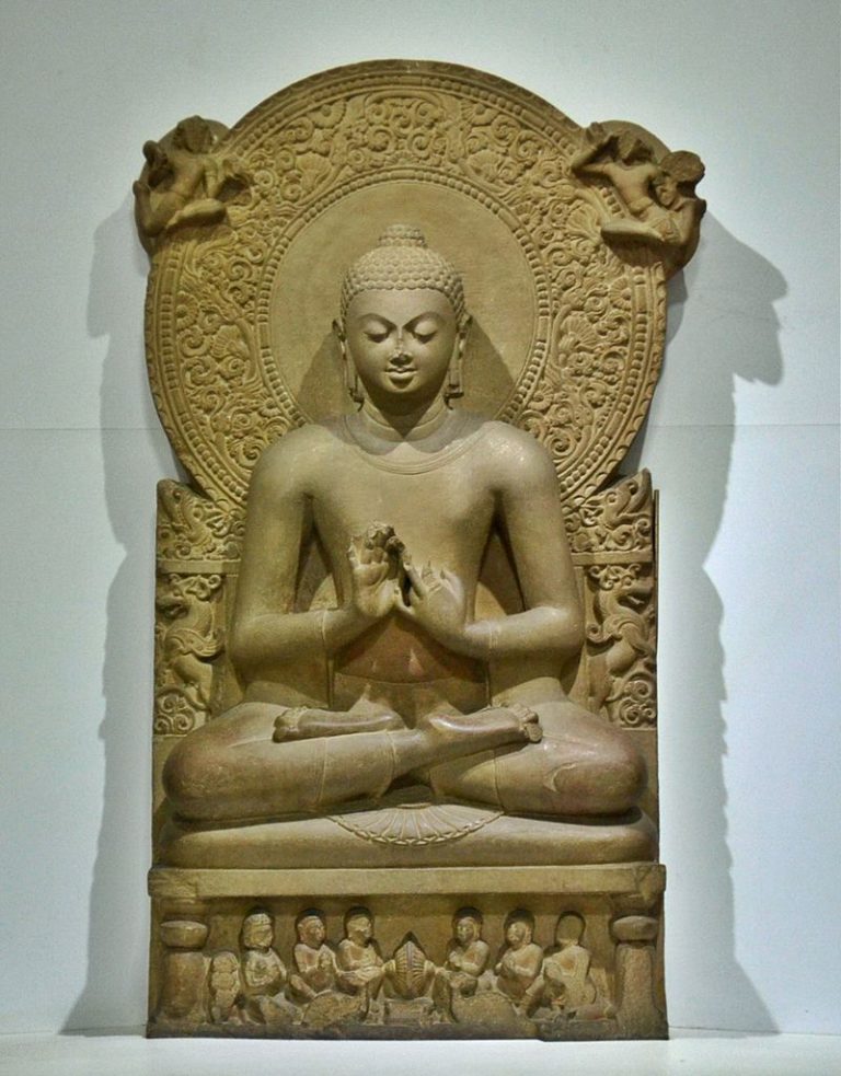 buddha_in_sarnath_museum_dhammajak_mutra