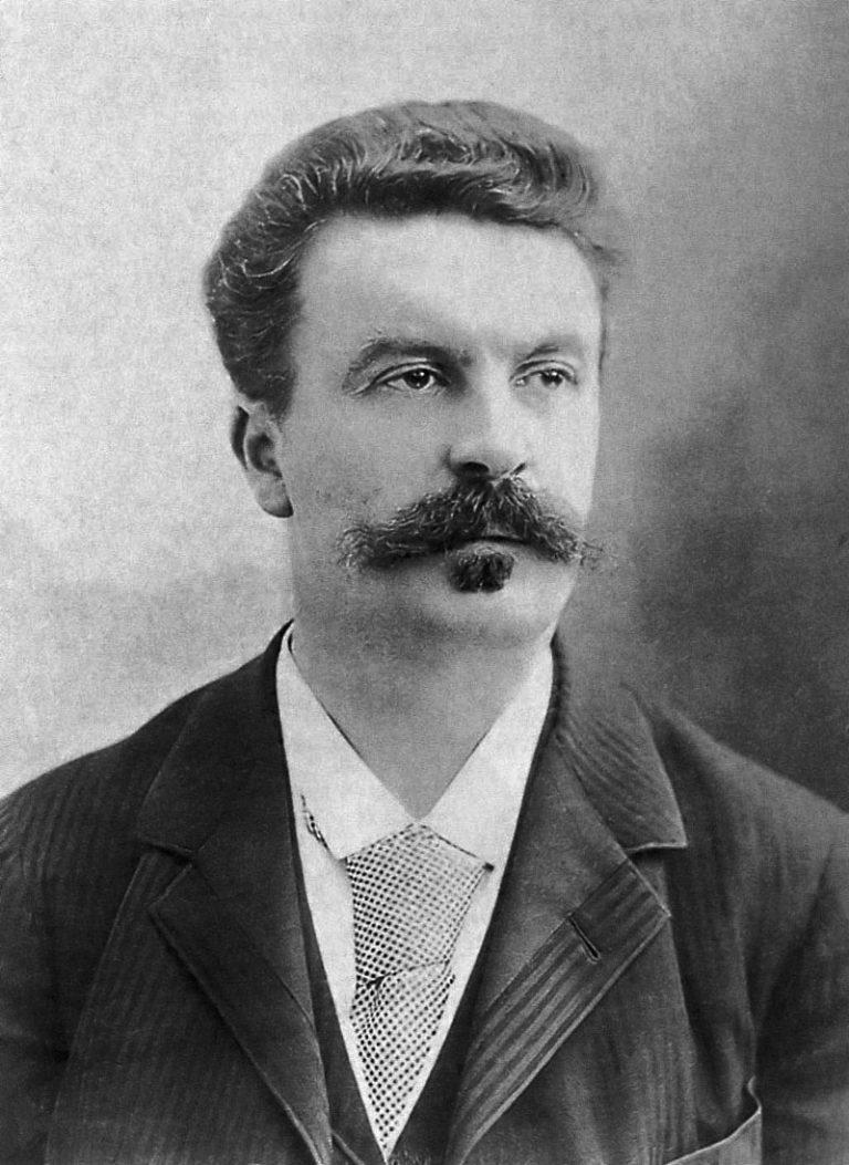 800px-Guy_de_Maupassant_fotograferad_av_Félix_Nadar_1888