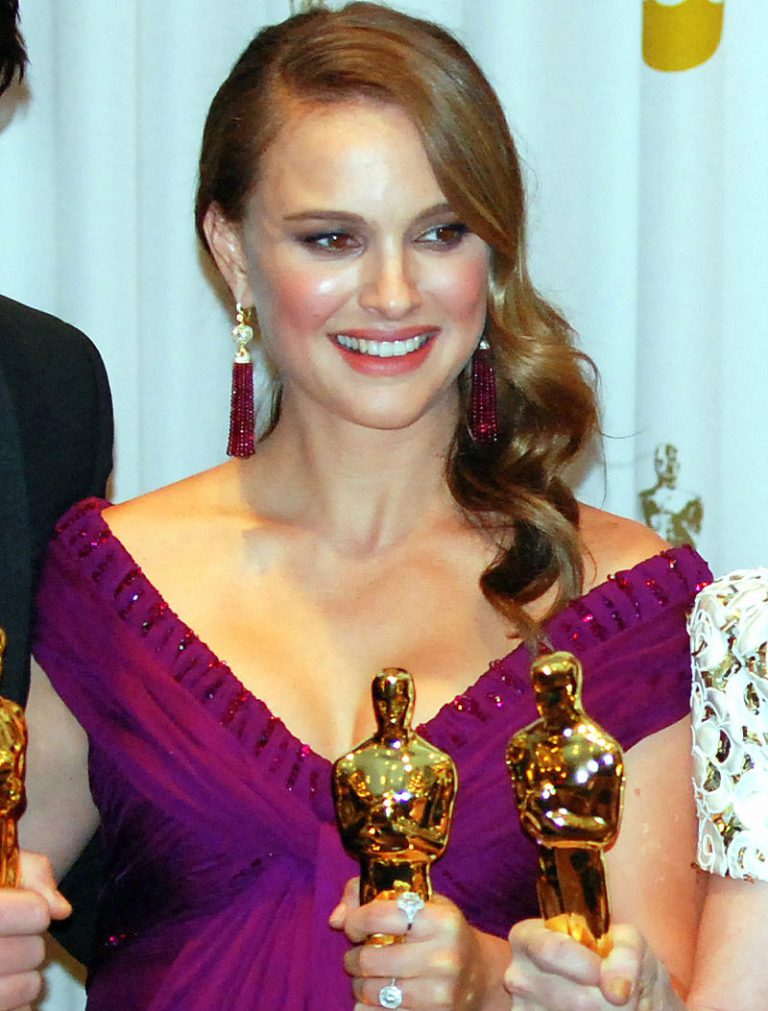 800px-Natalie_Portman_AA_2011