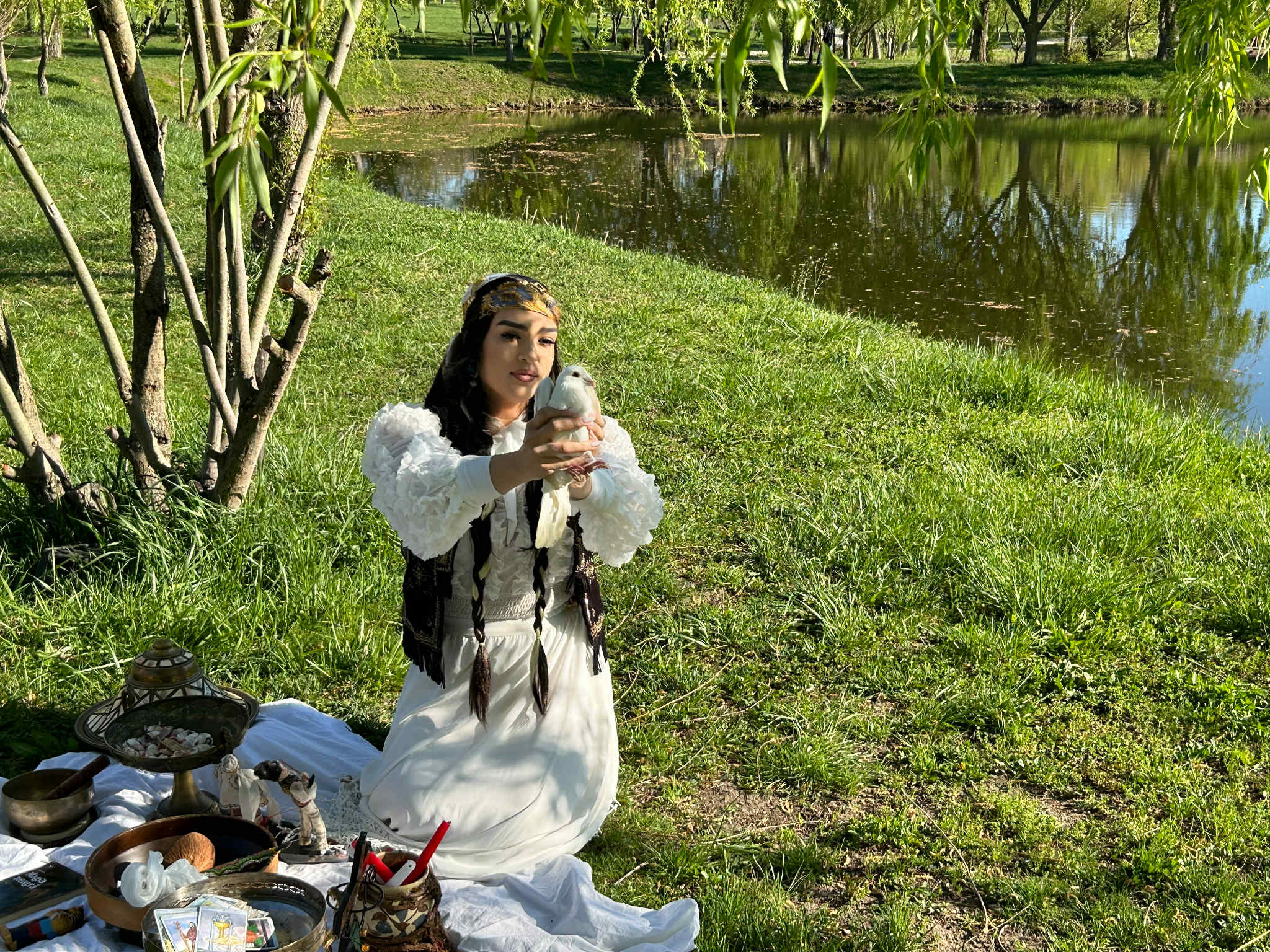 Adelina Maestra Tainelor Nevăzute 1