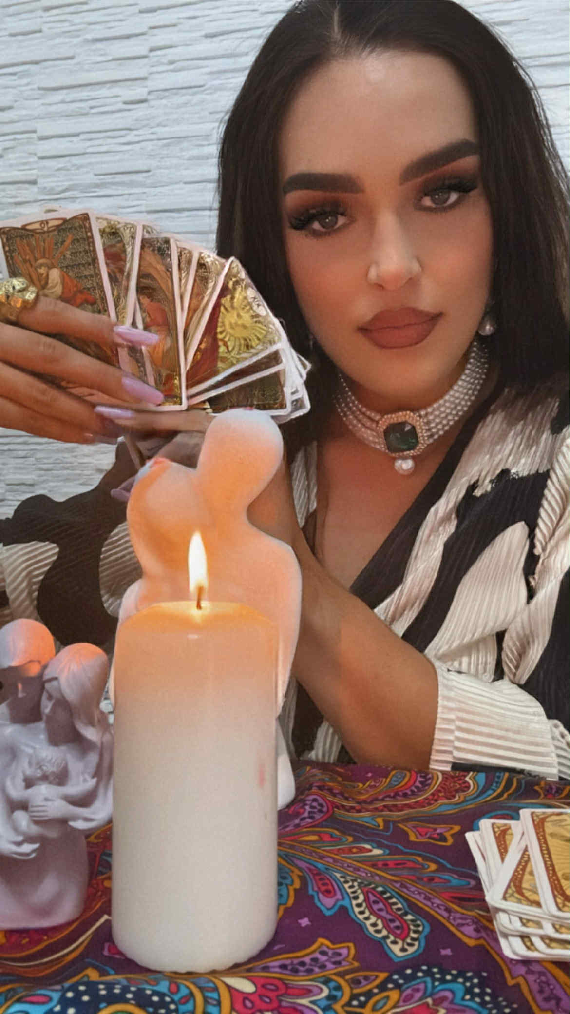 Adelina Maestra Tainelor Nevăzute 2