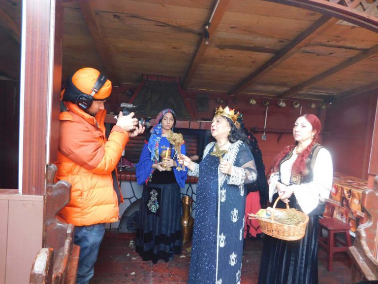 Maria Campina, regina Magiei Albe din Romania, la ritual pentru televiziunea din Rusia