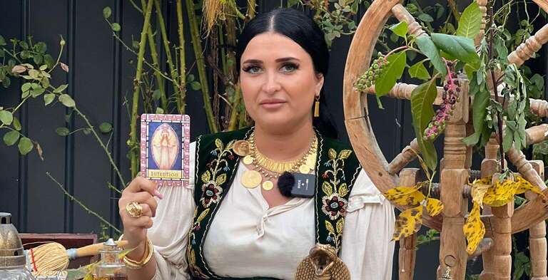 Lucia 14 - Cap