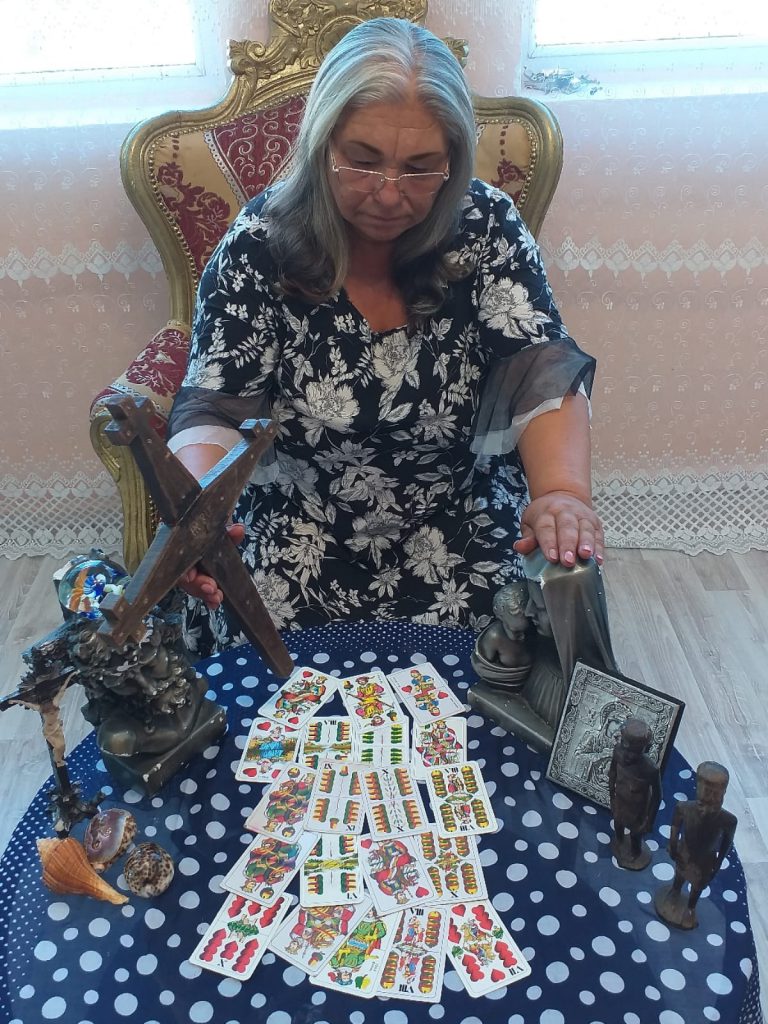 Vizionara și tămăduitoarea Diana